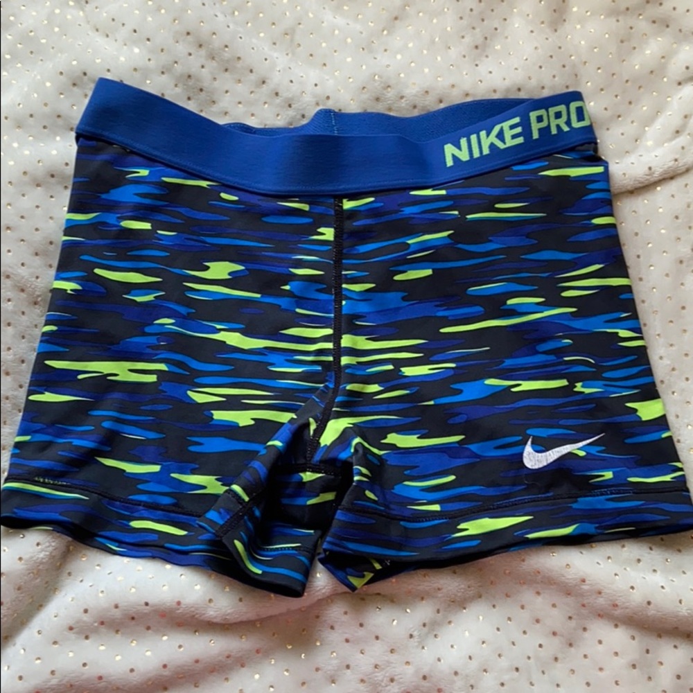 Nike Pros womens Spandex